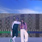 Shreya Bugde Instagram - Happy birthday @badrikekushal तुझी अलंकारीक भाषेतली आयुष्याची philosophy आणि तुझे टुकार jokes , मी कितीही bore झाले तरी आयुष्यभर ऎकत राहेन न कंटाळता ... I promise!!!) …. .....तुझ्यासारखा मित्र कोणालाही मिळू नये! 😘🤗❤️😉 #ifykyk😬