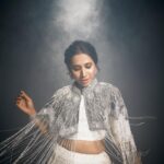 Shreya Bugde Instagram - 𝐼𝓉 𝒹𝑜𝓃’𝓉 𝓂𝑒𝒶𝓃 𝒶 𝓉𝒽𝒾𝓃𝑔 𝐼𝒻 𝒾𝓉 𝒶𝒾𝓃’𝓉 𝑔𝑜𝓉 𝓉𝒽𝒶𝓉 𝒷𝓁𝒾𝓃𝑔✨ 𝓢𝓽𝔂𝓵𝓮𝓭 𝓫𝔂: @trushala_nayak 𝓢𝓱𝓸𝓽 𝓫𝔂 : @rachitvoraphotography 𝓞𝓾𝓽𝓯𝓲𝓽: @pariscreation7 𝓙𝓮𝔀𝓮𝓵𝓵𝓮𝓻𝔂: @the_jewel_gallery _gallery_ 𝓗𝓪𝓲𝓻 : @hair_artist_sarojjanallu 𝓜𝓪𝓴𝓮𝓾𝓹: 🙋‍♀️