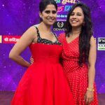 Shreya Bugde Instagram - Out of all the zillion times I have played you on this show …. This time was special coz this marks the 10th year of this very special film DUNIYADARI … Shirin & Sai both have my heart & you know that @saietamhankar 😘 Special mention to my all time favourites @sanjaysjadhav @swwapnil_joshi @ankushpchaudhari ❤️😘🤗