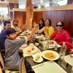 Shreya Bugde Instagram – Khushiyonwali Diwali 🌟🌟🌟
@tejalkm 
@nutanbugde 
@arunbugde ♥️♥️♥️
Meet my folks! 
😘😘 🧿🧿🧿🧿