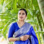 Shreya Bugde Instagram - उत्सव नात्यांचा ..सण दसऱ्याचा ‘ आज दु :१२ वा आणी सं :६ वा फ्क्त आपल्या @zeemarathiofficial वर 📸: @nageshwarang MUA : @amitsawantofficial Hair: @hair_artist_sarojjanallu