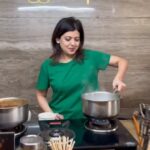 Shreyas Talpade Instagram - Wherever in the world she travels, she makes her own chai. Love you @deeptitalpade
