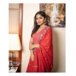 Shritha Sivadas Instagram - 🌹 📸; @ashkaralihamza_official MUAH : @jo_makeup_artist Styling: @stylestoriesbypriyanka #instagram #instagood #instadaily #photooftheday Chennai, India