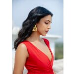 Shriya Pilgaonkar Instagram - 🍓 Stylist @shreejarajgopal Hair @darshana.mule Makeup - yours truly Photos by @_aniketbhunia_ Wearing @therealblife Jewellery @kassajewels #Red #ootd #Stylefile