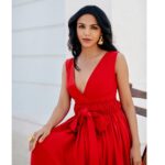 Shriya Pilgaonkar Instagram - 🍓 Stylist @shreejarajgopal Hair @darshana.mule Makeup - yours truly Photos by @_aniketbhunia_ Wearing @therealblife Jewellery @kassajewels #Red #ootd #Stylefile