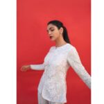 Shriya Pilgaonkar Instagram – MAMI Opening night @mumbaifilmfestival 🎬🥂

So happy that my favourite film festival is back in all its glory . So many memories associated with MAMI over the years. This year was special as I got to be part of the jury of Mumbai dimensions .Exciting week ahead ! 

Styled by @shreejarajgopal 
Wearing @dishapatilpretcouture 
Photos @portraitsbyvishal 
Jewellery @anmoljewellers 
HMU @darshana.mule @ravi090779