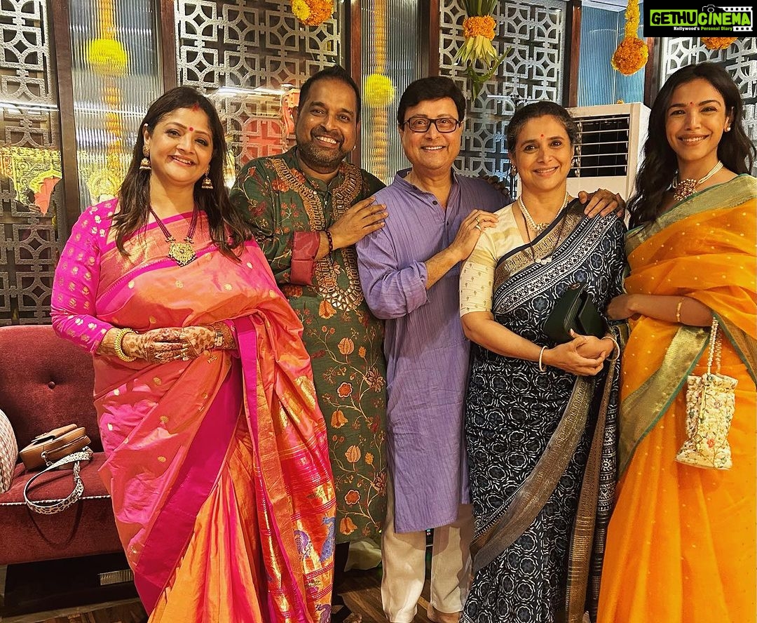 Shriya Pilgaonkar Instagram - I’m still in trance after this divine evening 🧡A full house of legends performing for Bappa 🙌🏼🙏🏼Thank you for being such gracious hosts @shankar.mahadevan @sangeeta.mahadevan @shivammahadevan @siddharth.mahadevan