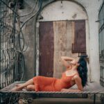 Shriya Pilgaonkar Instagram - 🧶📸@bharat_rawail @bombaebyaisha x @abhishekindu #Portraits #onthego #Raw #ShriyaPilgaonkar #bharatxshriya