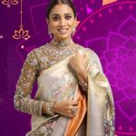 Shriya Saran Instagram - Let the warmth of love, light & joy envelop you and your loved ones. Happy Diwali from VRK Silks! #Diwali #Diwali2023 #SilkSaree #VRKSilks #IndianFestival #Joy #Light #Diya #GoddessLakshmi