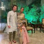 Shriya Saran Instagram - Happy Diwali Blouse @sithara_kudige ( gorgeous George ours ) Saree @vrk_heritage ( stunning saree ) MIL @rajattangriofficial ( you made this for her for my wedding , thank you ! Priceless ) Andrei is wearing gift from my mom ( you better like it ) Radha ( my princess ) @panchhi_bykanupriya ( she looked like a fairy , thank you )