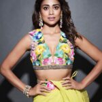 Shriya Saran Instagram – HYD ..
@hswembroiderymachine 
Shot by @venurasuri 
Make up @makeupbymahendra7 @media9manoj
Wearing 
@dineshmalkani @heerhouseofjewellery @yuvaanjewels 

Styled by @sukritigrover