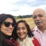 Shriya Saran Instagram - Happy birthday to the most amazing parents in the world , love you both Happy birthday @neerjasaran papa