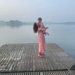 Shriya Saran Instagram - Love and happiness always , Grateful Hare Krishna Wearing @studiobanera
