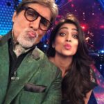 Shriya Saran Instagram - Happy birthday to my inspiration . May you always make happy memories and spend love . Thank you for being you , Happy birthday @amitabhbachchan You are every body’s favourite .