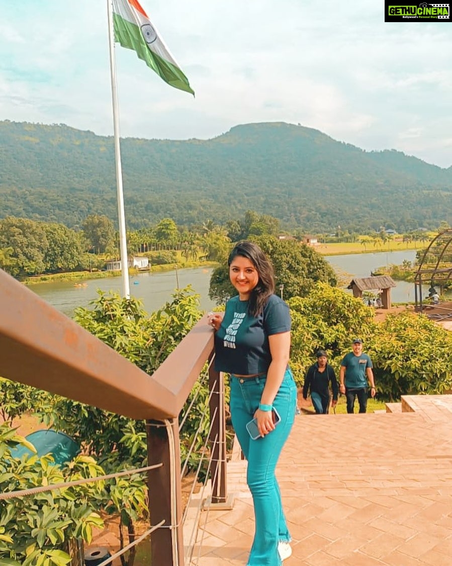 Shriya Sharma Instagram - ✨ Kalote Waterfall, Khopoli