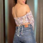 Shriya Tiwari Instagram - This mix is crazzzyyyy @yashrajmukhate ❤️ #reelsinstagram #reels #transitionreels #transition #reelsvideo #beauty #clothingbrand #collaboration #dresses #girls #happiness #cute #shriyatiwari #trending #exploremore #foryou #viral #viralvideos
