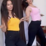 Shriya Tiwari Instagram - Rehna hai tere dil me 💕 #reelsinstagram #reels #reelsvideo #dance #dancechallenge #dancereels #bollywoodsongs #bollywood #friends #dancelover #virel #virelvideo #foryou #explore #trendingreels #trending #shriyatiwari #imjagratishelke