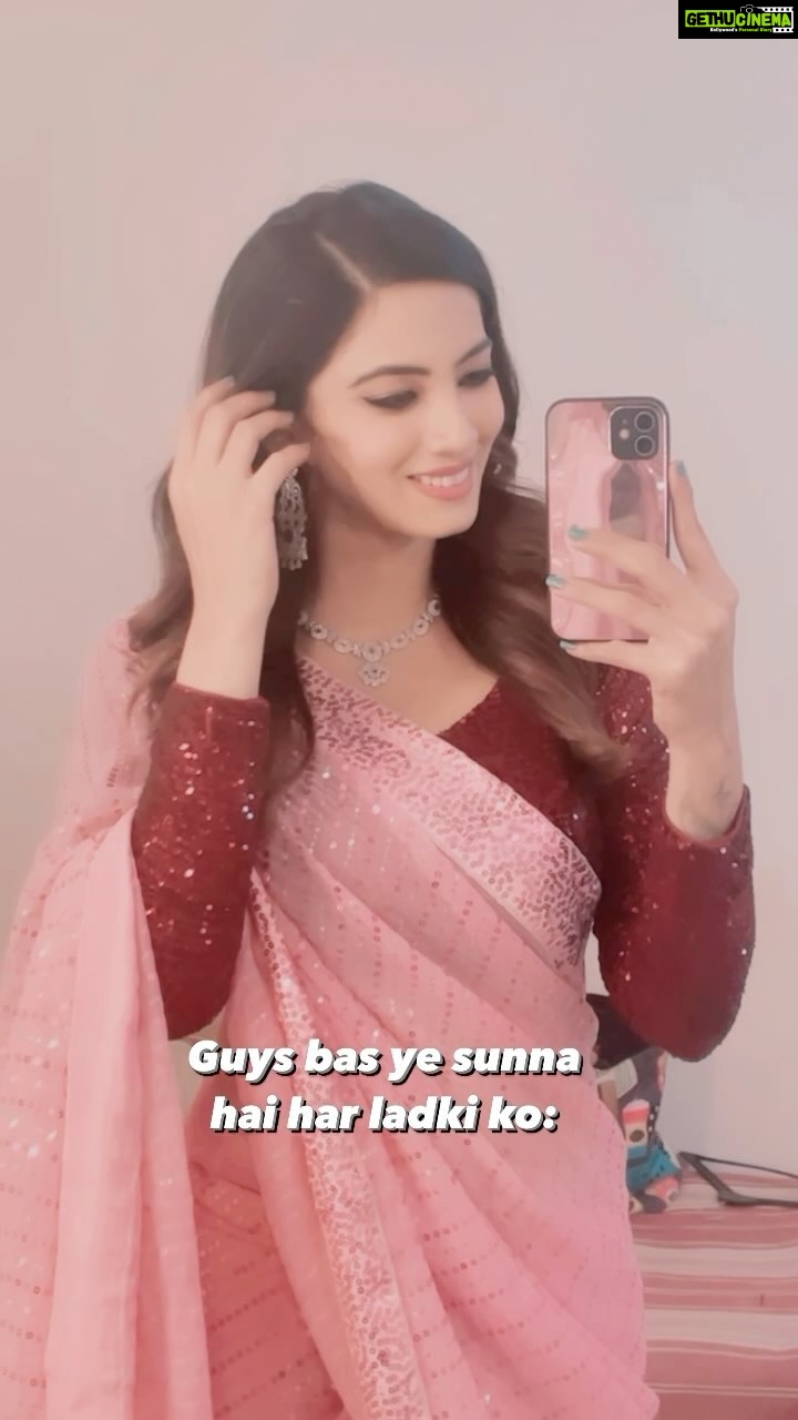 Shriya Tiwari Instagram - Haina? #reelsinstagram #reels #romantic #romances #bollywood #srk #trending #explore #explorepage #trendingreels #happiness #love #viral #viralvideos #shriyatiwari #foryou #instagood #instagram