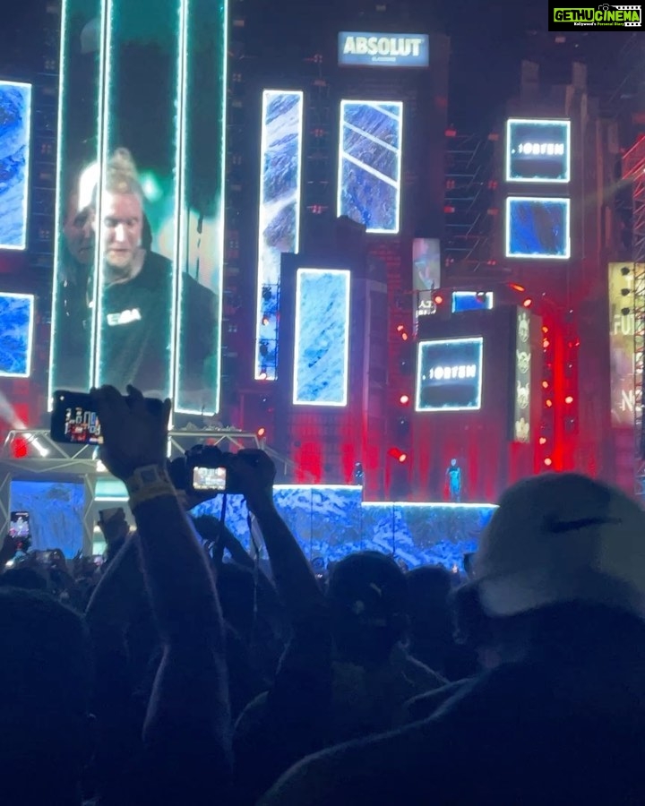 Shriya Tiwari - 1.5K Likes - Slide to see the glimpse of the event of the year 2022 - Sunburn 2022.
I am damn sure u gonna love the last slide! ā¤ļø
#post #sunburn #sunburnfestival #sunburngoa #techno #bollywoodtechno #goa #nickyromero #afrojack #funtime #party #newyear2023 #newyear #trending #feed #instagood #share #viral