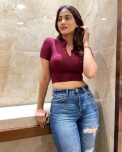 Shriya Tiwari Instagram - Bunch of photos clicked in washroom! 🤓
Pc: @_sshhhruti_  @okayyyhyee 
.
.
.
.
.
.
.
.
.
.
.
#dayout #washroomstories #photooftheday #photography #happiness #wellspent #mumbaidiaries #inorbitmall #cute #actor #model #indian #instadaily #instagram #evening #post #love #friends #real #shriyatiwari