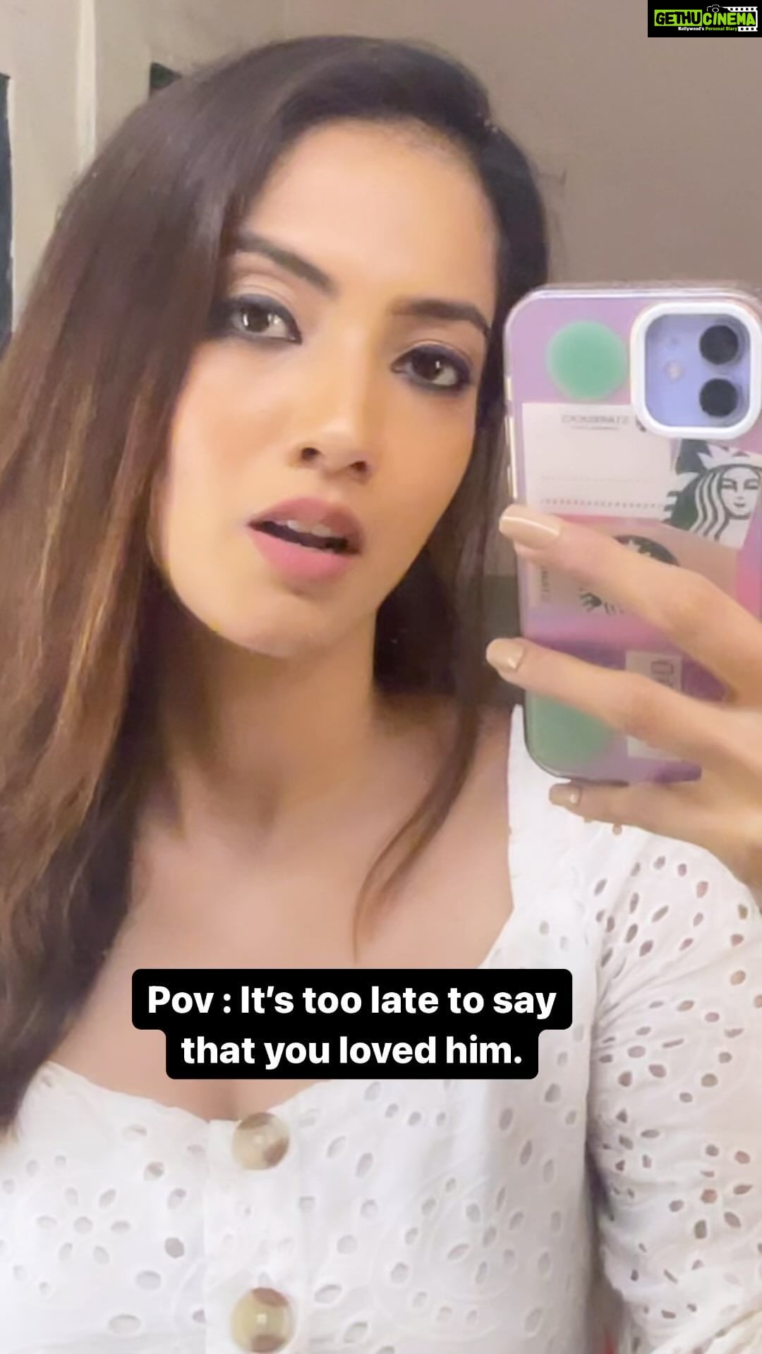 Shriya Tiwari Instagram - Relatable enough? #reelsindia #trendingreels #explore #terihonasaki #king #emotional #love #onesidedlove #relationships #happiness #sadsongs #sadness #shriyatiwari #viral #share #pov