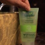 Shruthi Prakash Instagram - Heyy! Want simple yet effective skincare? Try the “Simple Refreshing Facial Gel Wash”, perfect for even the most sensitive skin 🌿✨ This 100% soap-free face wash removes dirt, oil and impurities, leaving skin feeling clean and revived. ❤️ #SkinSimplified #SimpleSkincareIndia #CleanAndRefreshed #SkinSoothing #SkinCareEssentials #GentleCleansing #FreshFace #ad