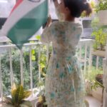 Shruthi Prakash Instagram - So grateful to be recognised as a #harghartiranga icon by the ministry of Culture India♥️ @ministryofculturegoi As we complete 76 years of Independence 🌟 You can also be a part by posting a selfie with our Indian flag, tag me and them, also don’t forget to upload on www.harghartiranga.com and 5 of you all win a handwritten gratitude note from me🤗 Wearing @houseofchikankari.in #amritmahotsav #shrutiprakash #india #proud #harghartiranga