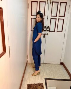 Shruthi Prakash Instagram - Minding mine 🧸♥️

Wearing this super comfy coord from @iamsaltpetre 🌻

#shrutiprakash #shootingdiairies #vanity #justme #shoot #newproject #hindi #focus #grateful