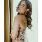 Shruthi Prakash Instagram - When you know you’ve got a thing for side profile 🫢 PC @wime_studios #shrutiprakash #picture #pose #smilena #spreadhappiness #ethnic