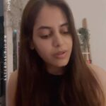 Shruthi Prakash Instagram - Here’s a little something to get a smile on your face , hope I did 🥺 Happy weekend ✨ #shrutiprakash #shrusings #mood #music #reels #love #value #meramann #rawvocals