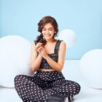 Shruthi Prakash Instagram – 🧸

Creative direction and DOP : @ritika_gallery 
@souravmishra.in 
Assistant Stylist : @aditiisfine Production : @glamflamestudios 
Assistance : @khoz_a__m__ 
@_shibin________ 
@__aalbin__ 
Videographer : @nevinphilipphotography 
Makeup and hair : @sanskriti_adlak 
@smrithi_c_kanth 

#shrutiprakash #shoot #black #polkadots #happyvibes #giggles #concept