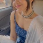 Shruthi Prakash Instagram - How the day has been going so far ..🧸 #shrutiprakash #ktb #promotions #interviews #waterbaby #deckedup #loveyou #reels