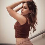 Shruthi Prakash Instagram - Forever grateful for every single thing happening ♥️🌟 Mua @nikhila_artistry Pc @framesbyadarsh #shrutiprakash #pose #picture #smilefromyourheart #strongermind #gratitude