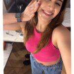 Shruthi Prakash Instagram - Well what can I say, just some perks of daily meditation♥️🌟 #shrutiprakash #reelsinstagram #reels #explore #meditation #happiness #happinesswithin #you #lovewhatyoudo