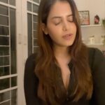 Shruthi Prakash Instagram - Will surely delete later 🫢 #shrutiprakash #rawvocals #feel #mainejaanamujhmetuhai✨ #reels #songs #love #smile