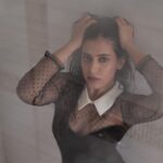 Shruthi Prakash Instagram - Good to have me on your side , I ain’t saying you need me 🤓 Pc @framesbyadarsh MUA @nikhila_artistry #shrutiprakash #picture #potrait #explore