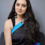 Shruti Marathe Instagram - "It's not every day you get to make a star shine even brighter. 🌟" . . Call on📞 +91 8652512132 / 8291312132 . . Location: Asmita's studio, shop no 6 & 7, nature glory, phase 3 parsik nagar kalwa beside kokan fusion. Makeup Artist: Asmita Tushar Shinde. Hairstylist: Samidha Chavan Photography: Haresh Photographer @hareshkashinathhandore Actress: Shruti Marathe . . #asmitastudiothane #asmita #thane #maharashtra #makeup #makeupartist #makeuptransformation #nudemakeup #makeuplooks #asmitamakeupartist #kalwa #parsiknagar #glamourous #beautiful #modelling #makeuptutorial #wakeupandmakeup #wedding #weddingmakeup #celebritymakeup ''Kalwa''' '''कळवा''