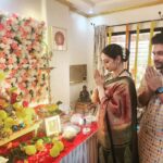 Shruti Marathe Instagram - गणपती बाप्पा मोरया 🌼 🌸