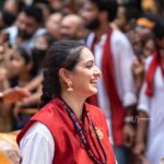 Shruti Marathe Instagram - 🚩🌺गणपती विसर्जन मिरवणुक सोहळा २०२३🚩 Inframe - @shrumarathe Click- @wedding_photographer_147 #ganpatibappamorya #shrutimarathe #ganpativisarjan #mirvnuk #dholtasha #dholpatahak #viralpost #trendingfestival #instagood #instagram #instagrampost #vadak #dholtasalovers #maharashtra_ig #maharashtra_desha #actor #ganpatifestival
