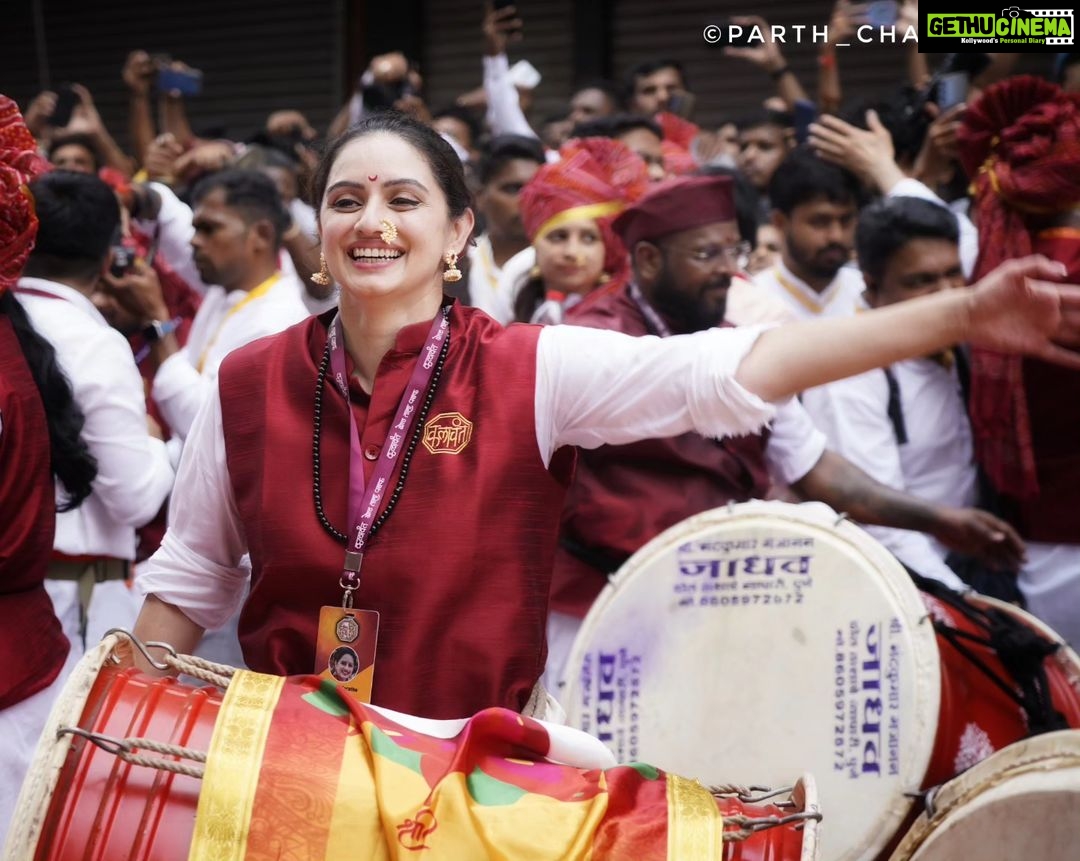 Shruti Marathe Instagram - कसबा गणपती विसर्जन मिरवणूक २०२३ @kalaawantdholpathak @kalaawant_foundation @shrumarathe #kalavantdholtashapathak #kalavanta #pathak #dhol #dholpremi #ganpati #ganpatifestival2023 #portraitphotography #candid #candidphotography #photographyeveryday #photograpy #photographer #dslrofficial #dslrphotography #loveforphotography #photographylife #sonyindia #sonyalpha #sonylife #sonyalphain #sonya7iii #sonyphotography #picoftheday #punekar #punelife #puneinstagrammers #picfrom #sonya7iiiphotography #parthc12 Pune, Maharashtra