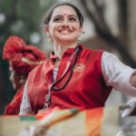 Shruti Marathe Instagram - Beautiful @shrumarathe #ganpativisarjan #ganpatibappamorya #celebrity #fyp #marathicelebrity #ganeshutsav @kalaawantdholpathak Laxmi Road