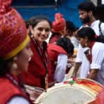 Shruti Marathe Instagram - पुढच्या वर्षी लवकर या🤗 @shrumarathe @kalaawantdholpathak गणेशोत्सव २०२३🚩 . . . . . . . . #ganeshvisarjan #kalawantdholpathak #marathicelebrity #shrutimarathe #marathiactress Pune, India