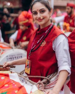 Shruti Marathe Instagram - गणपती बाप्पा मोरया....2023
.
.
 कलावंत ढोल पथक😎

@shrumarathe 
@kalaawantdholpathak

#pune #ganpatibappamorya #ganpatifestival #kalawantdholpathak #dholpathak #vibe #expression