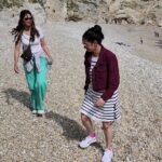 Shruti Marathe Instagram - Pretty girls were trying very hard to walk pretty 😄🥲