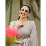 Shruti Marathe Instagram - 🦋 🦋 @ipsit.in @pixelpune @shiulibiswas_artistry