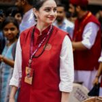 Shruti Marathe Instagram - GANAPATI AAGMAN SOHALA 2023 @shrumarathe #ganapatibappamorya #aagman #sohala #festival #nishtha #trust #culture आपलं पुणे