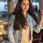 Shruti Marathe Instagram - Hey ! ❤️ #travel