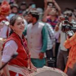 Shruti Marathe Instagram - ||कलावंत || @shrumarathe Ganpati Festival 2023 | Pune Photography by- @uday_patil_photography @uday_patil_1212 @puneriguide @punetimes @punemint #kalawant #ganpati #punebappa #pune #dholtasha #bappa #ganpatibappa #ustav2023 #bappa2023 #kalawantdholtashapathak #bappalover #morya #Streetphotography #Maharashtra #_Uday_patil_Photography #alright_receiver_2k23 Laxmi Road