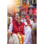 Shruti Marathe Instagram - #LightsCameraक्लीक्लीकाट #Copyrights #sonya7iii #IAMSONY #vallabhnatekarPHOTOGRAPHY #sonyalphaindia #SonyAlpha #sonyalphasclub #sonyalphagallery #sonyalphaofficial #ganapatibappamorya #kokandiaries #पुण्याचा_लाडका_बाप्पा #कोकणाचा_लाडका_बाप्पा #ganapatifestival #GanapatiBappa2023 #पुण्याचेछायाचित्रकार #रत्नागिरीचे_छायाचित्रकार #कलावंत_पथक PUNE पुणे MH 12
