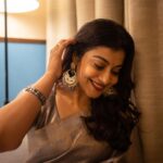 Shruti Ramachandran Instagram - #kalyannavaratri Make up and hair courtesy @the_color_pallete ❤️ Photography @premsampaul